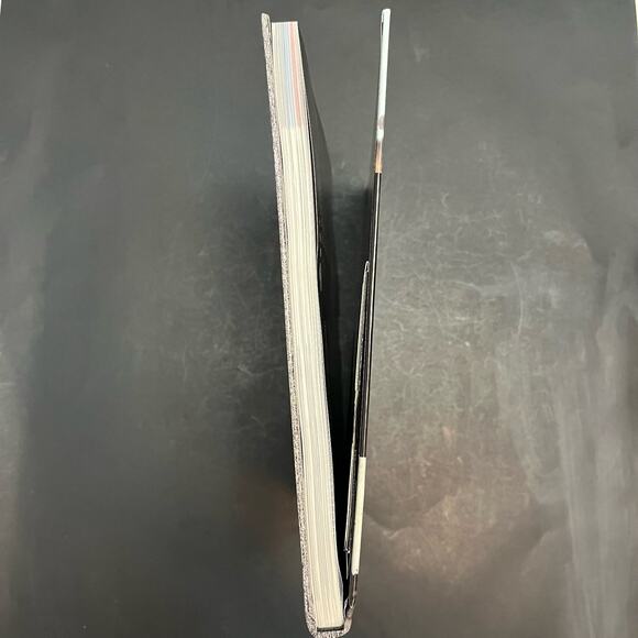 Stay Tuned: Television's Unforgettable Moments Book - Picture 4 of 10